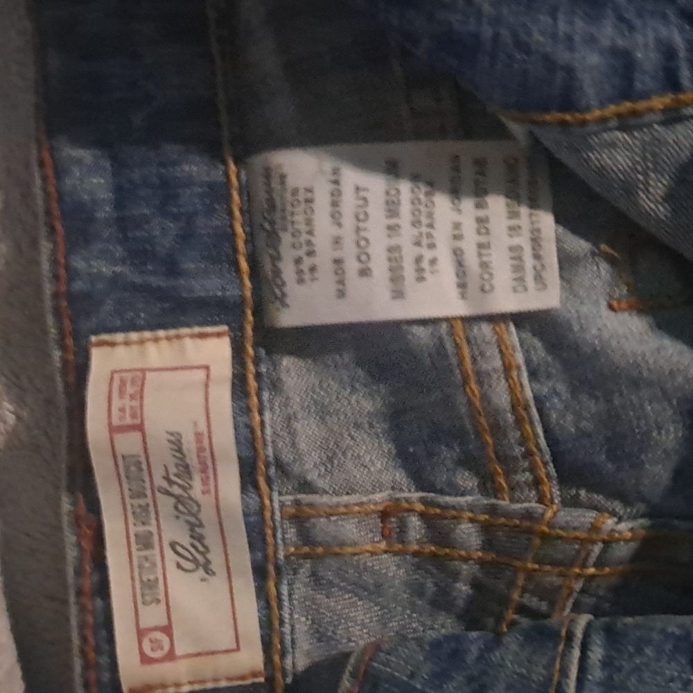 LEVIS Misses Bootcut Denim